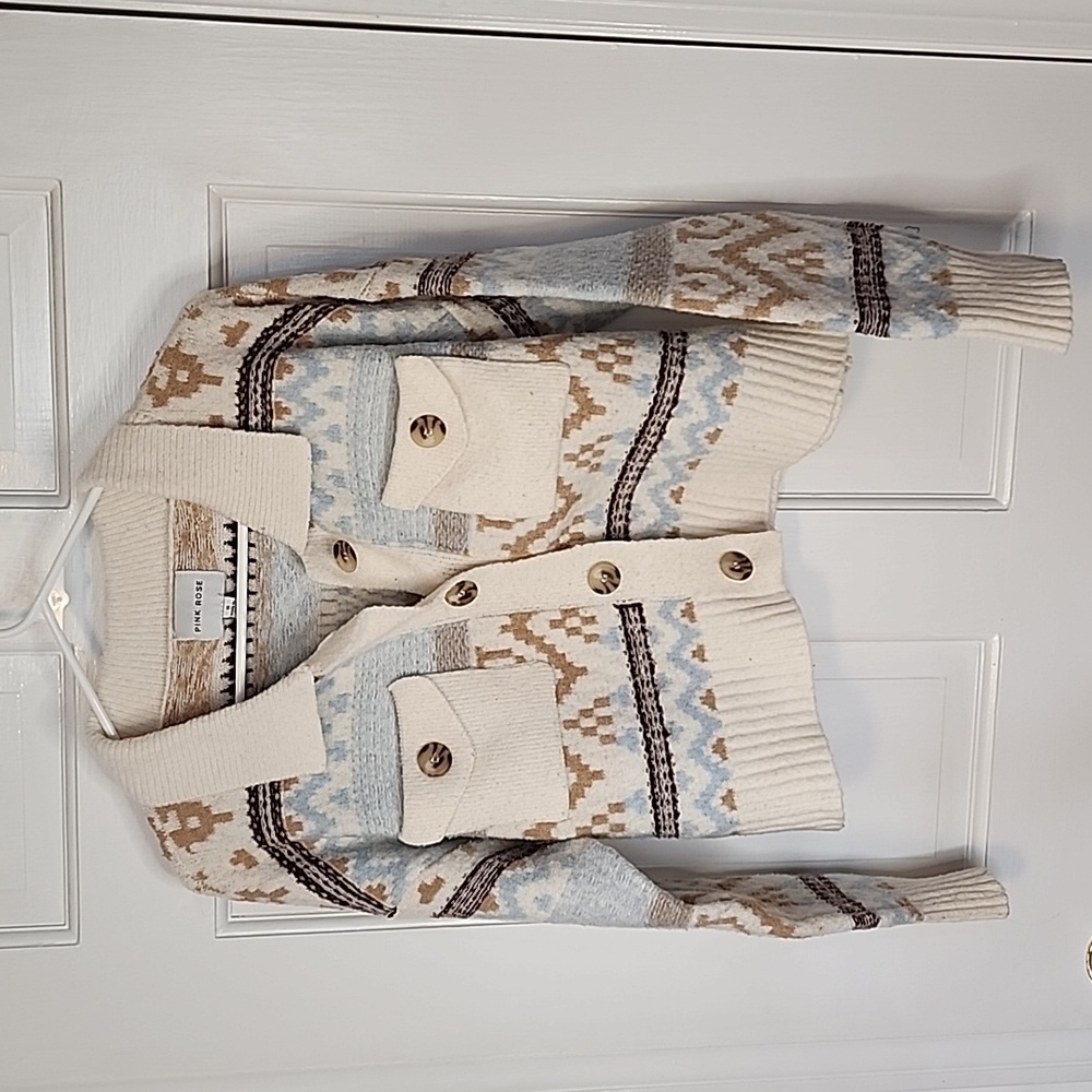 Cardigan sweater
